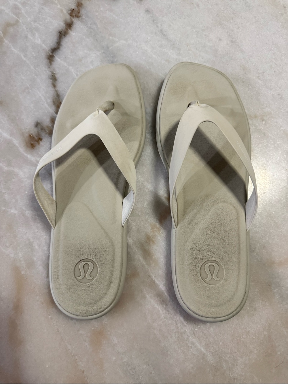 lululemon athletica Women's ivory/beige Flip Flop Sandals